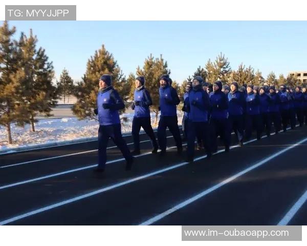 长春气温骤降却挡不住亚泰将士训练热情奋勇备战新赛季